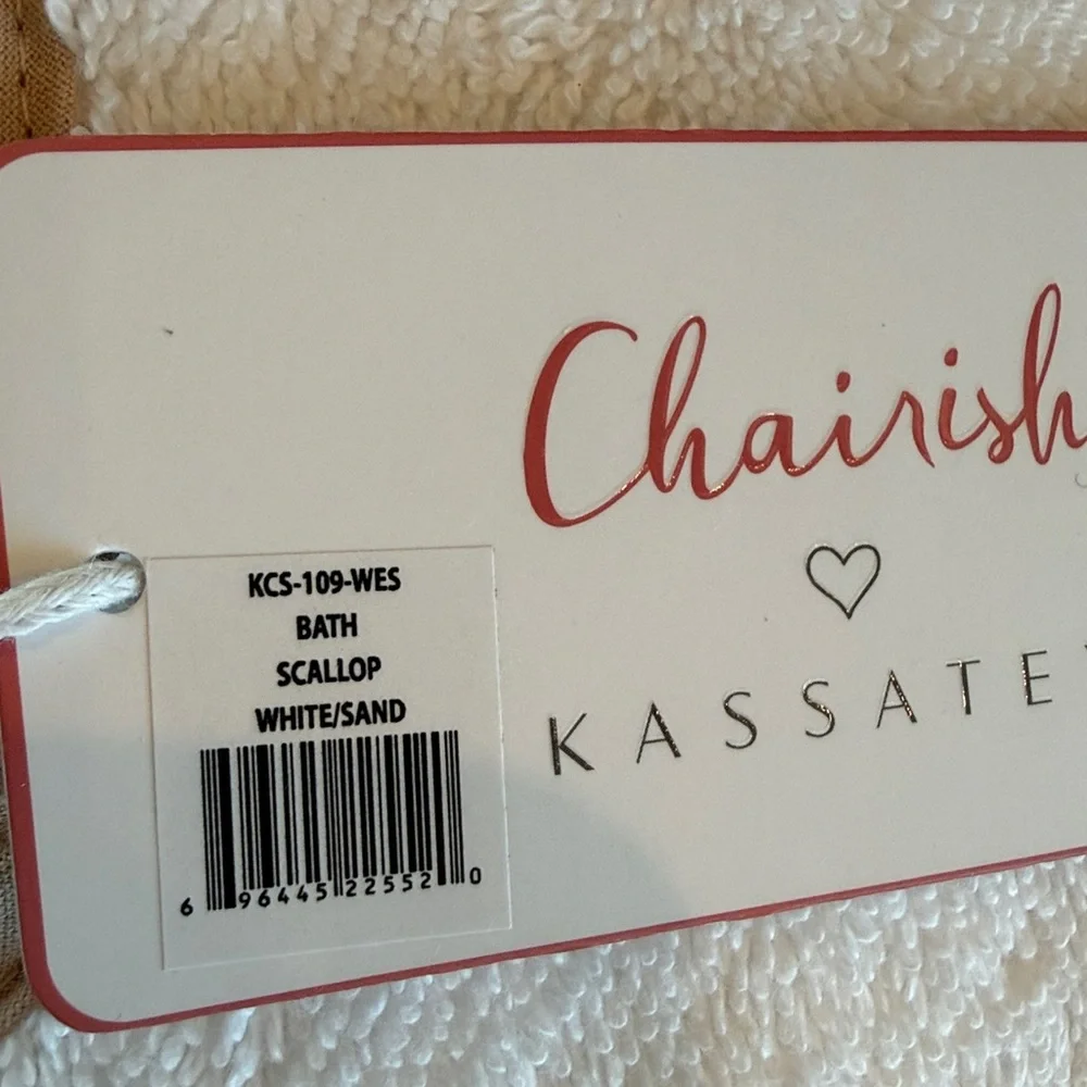 Kassatex Chairish Scallop Edge Bath Towel Collection Color White Tan Sand NWT